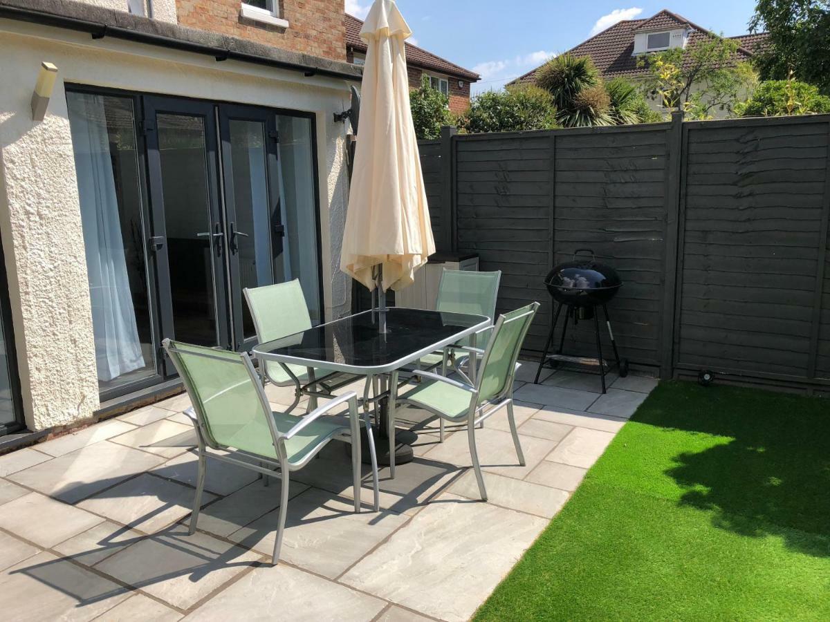 Bournemouth Hot Tub & Sauna Holiday Let Exterior foto